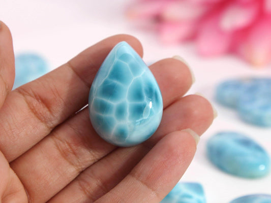 Larimar Teardrop Stone, Aura